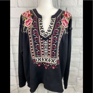 JOHNNY WAS SWEATSHIRT (Large) Black & Embroidered